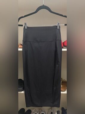 lululemon athletica Black Pencil Skirt - Sleek High Waist